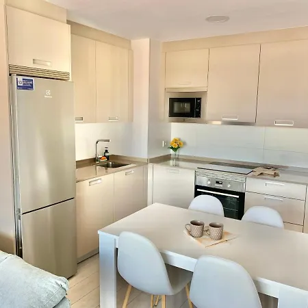 Apto Huca. Parking/wifi Incluido Apartamento *