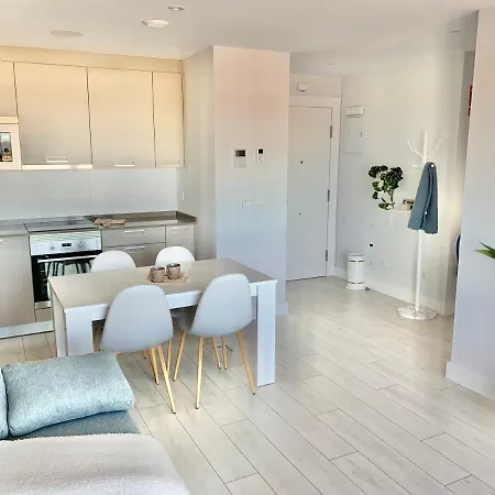 Apto Huca. Parking/wifi Incluido Apartamento *