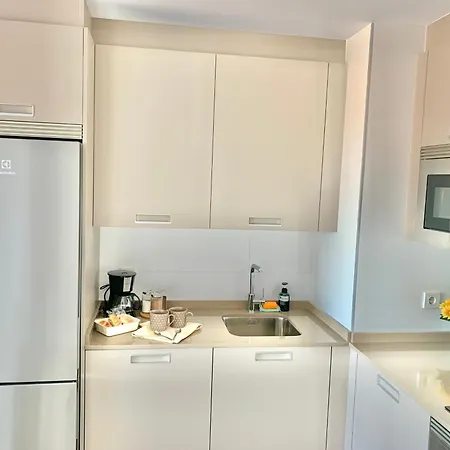 Apto Huca. Parking/wifi Incluido Apartamento *